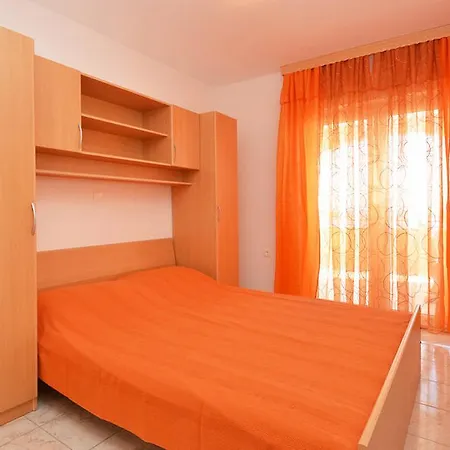 4 Otoka.3 Apartmán *